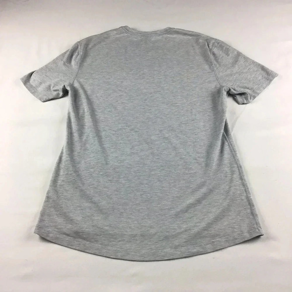 💛Lululemon 5 Year Basic V Shirt Short Sleeve Pima Cotton Blend Men’s Size Small - Picture 7 of 8
